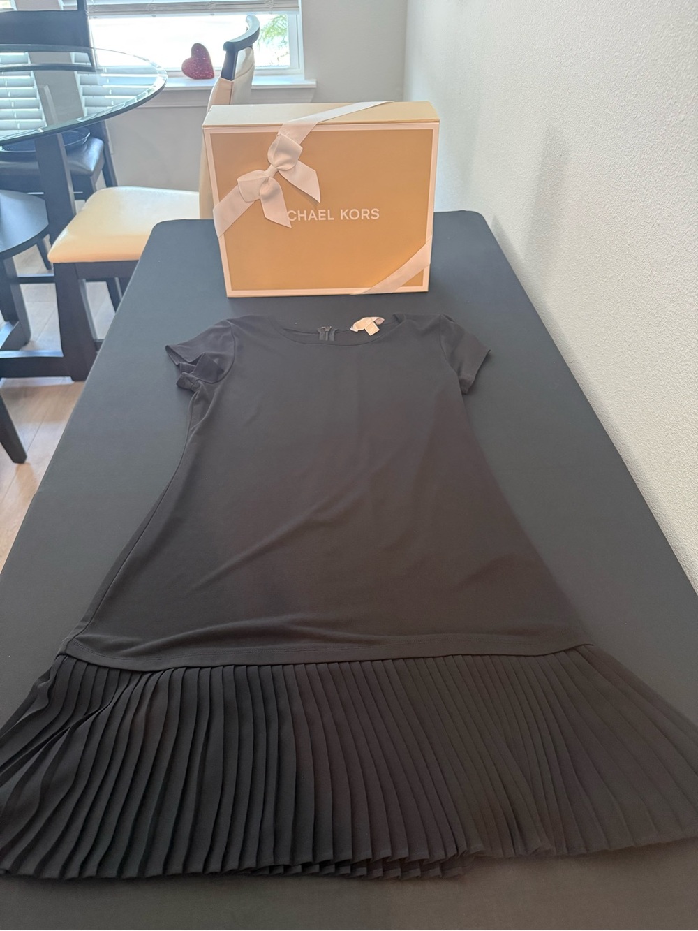 Michael Kors Black Short-Sleeve Pleated-Hem Mini Dress